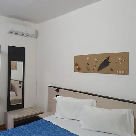 Alojamento de Acomodação e Pequeno-almoço Gubitosi Cittadella del Capo